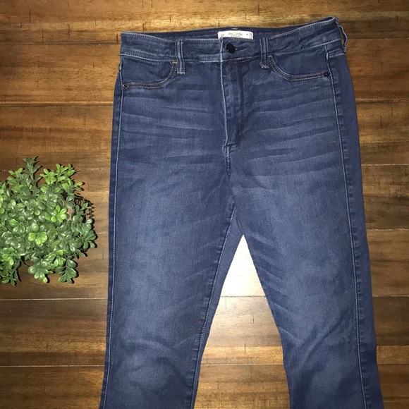 EUC Abercrombie & Fitch Skinny Jeans Size 6R - Picture 3 of 5